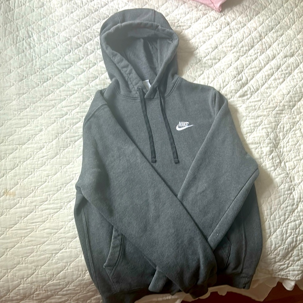 Dark Grey Nike Hoodie 🥰💕💕❤️😍
